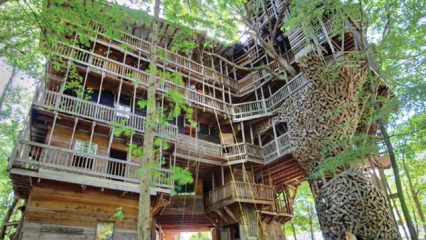 The Largest Treehouse In the World Is In Tennessee