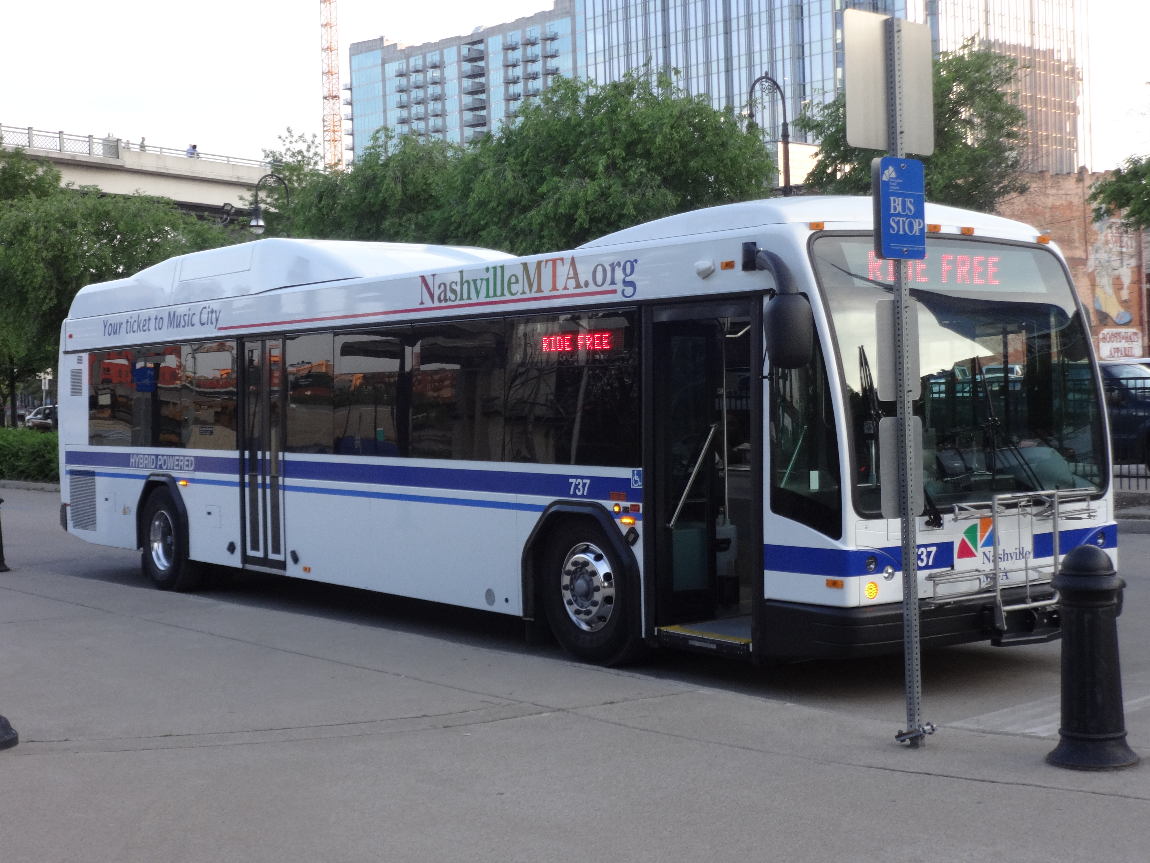 Metro Transit Authority Enters 21st Century With Bus Tracking App!