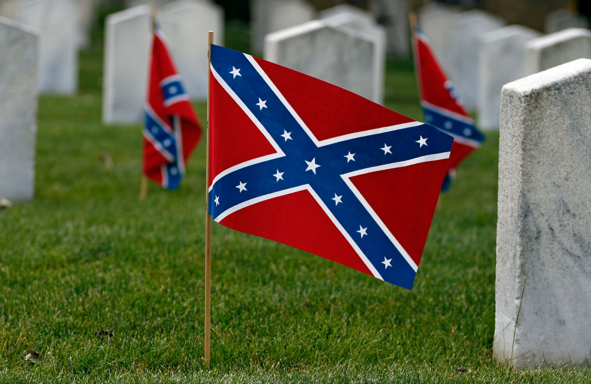 Feds Remove Confederate Flag from Civil War Sites