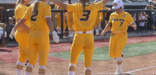 New chapter begins for MU softball as celebrated senior class departs